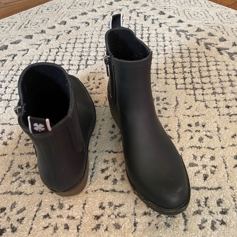 Lucky Brand Rubber Rain Bootie